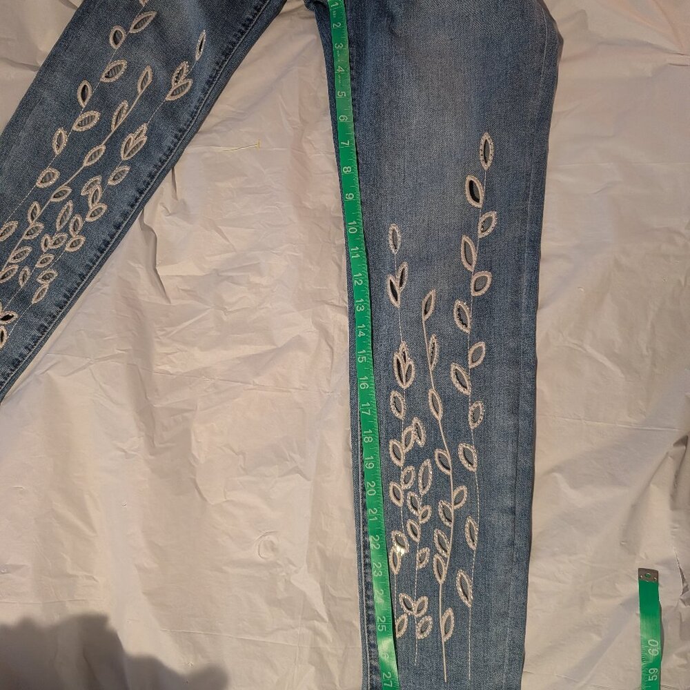 Joseph Ribkoff Embllished Jeans, Womens' Size 6 - Picture 12 of 13